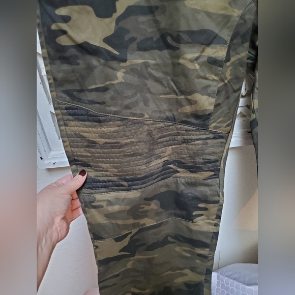 Camo Jogger Stretch Pants By Paper Cloth & Denim 4x NWT - Picture 2 of 16